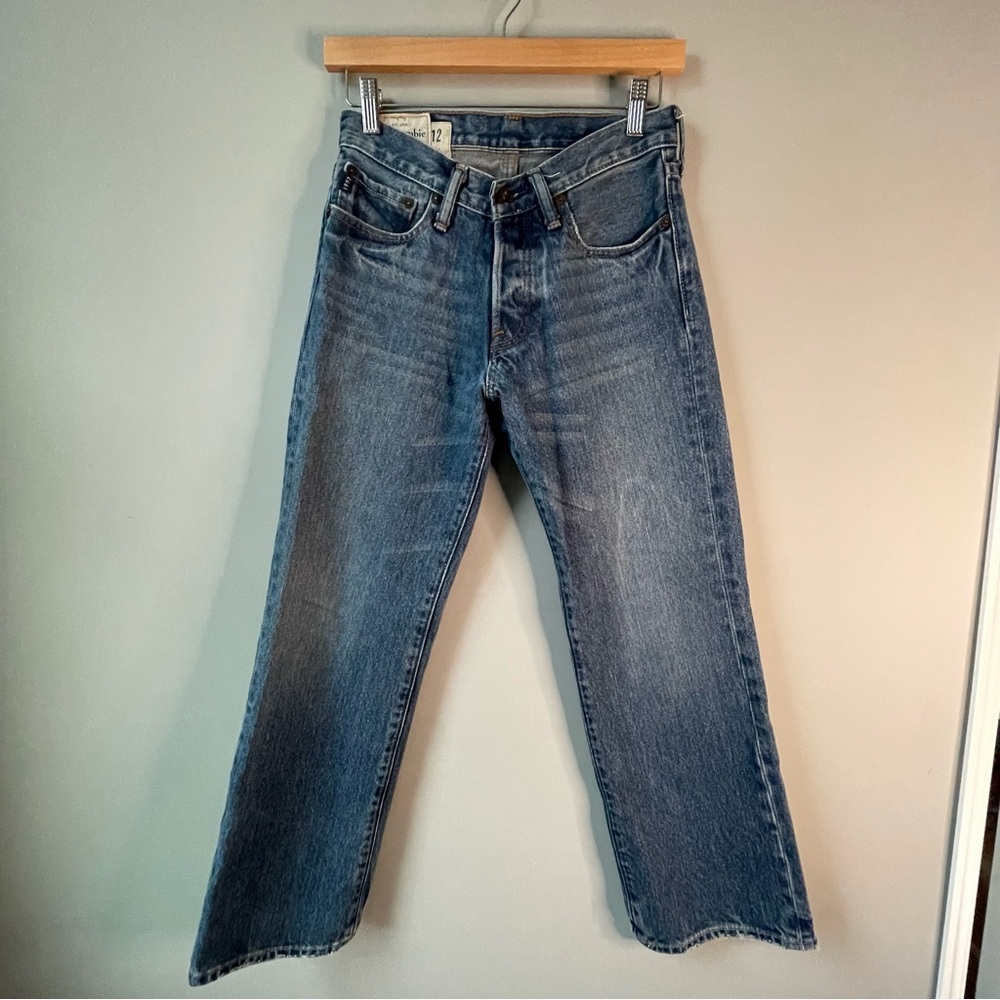 Abercrombie kids "Kilburn" Classic Blue Jeans - Size 12